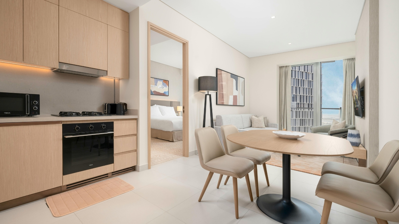Why Serviced Apartments and Aparthotels Are Ideal for Corporate & Bleisure Travel